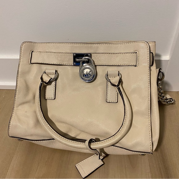 Michael Kors beige Handbag - Picture 1 of 6